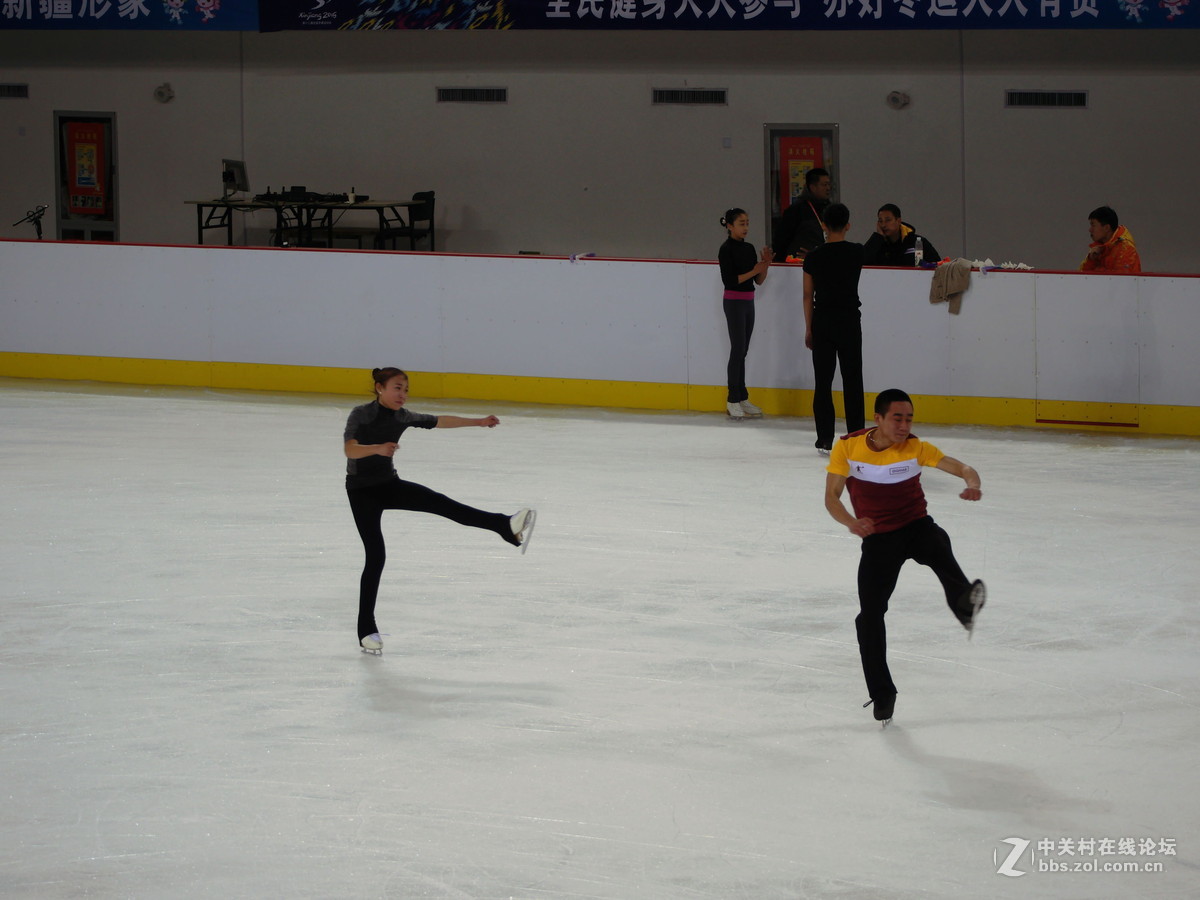 冬运会之四：花样滑冰练习