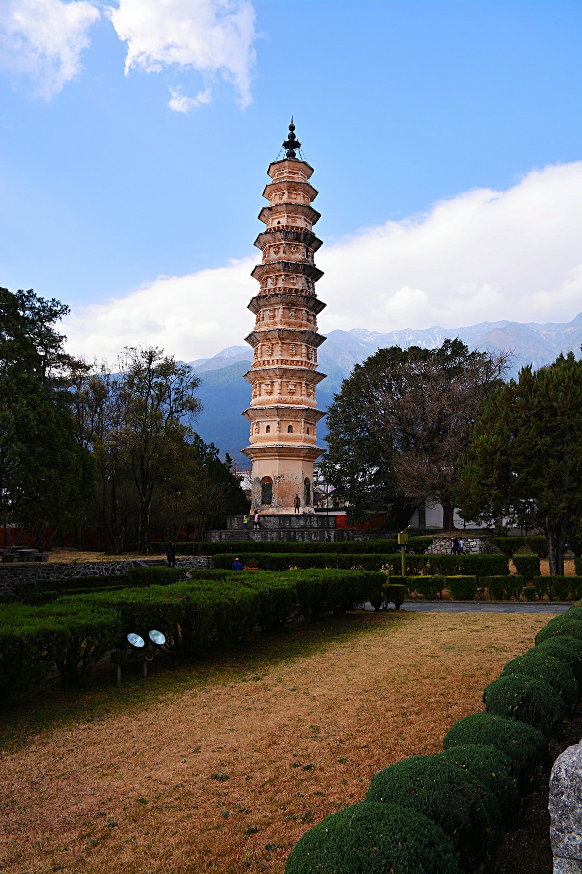 大理崇圣寺三塔