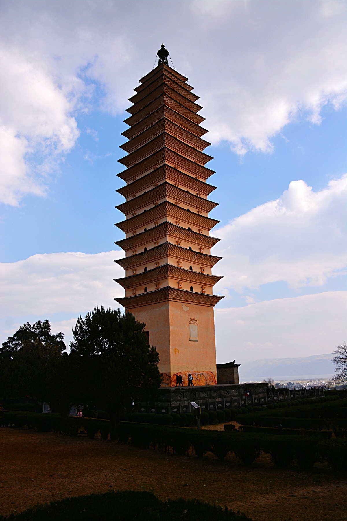 大理崇圣寺三塔