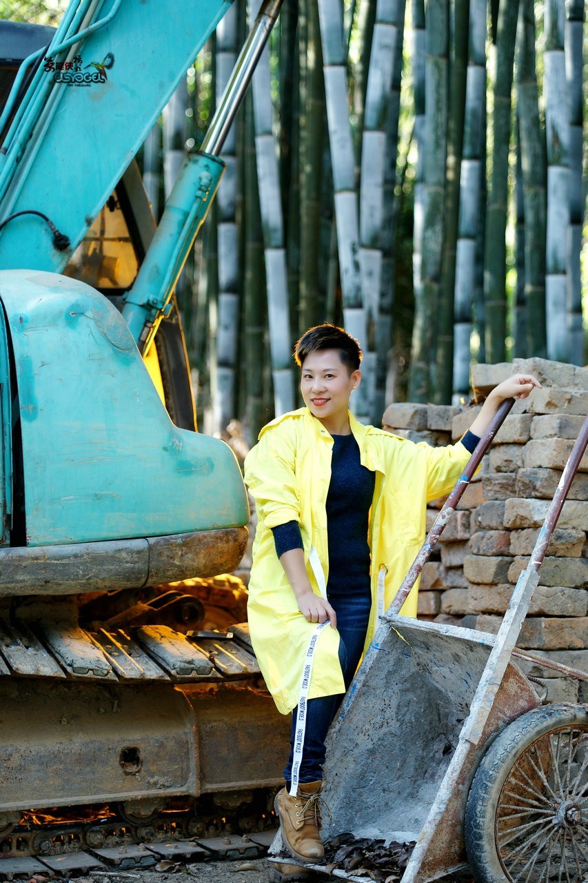 【竹林·荒废地美女】---格格