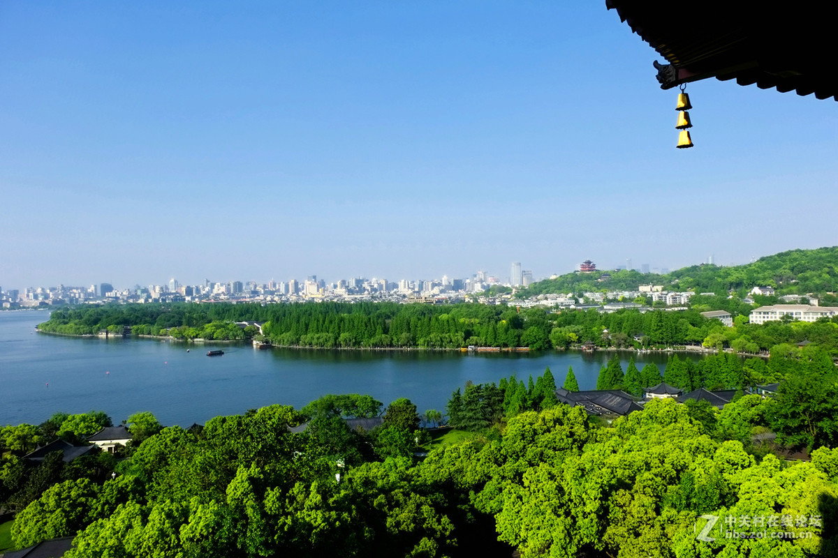 杭州西湖美景三雷峰塔