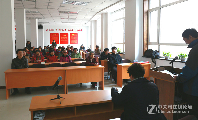 马栏街道关心下一代工作经验交流会