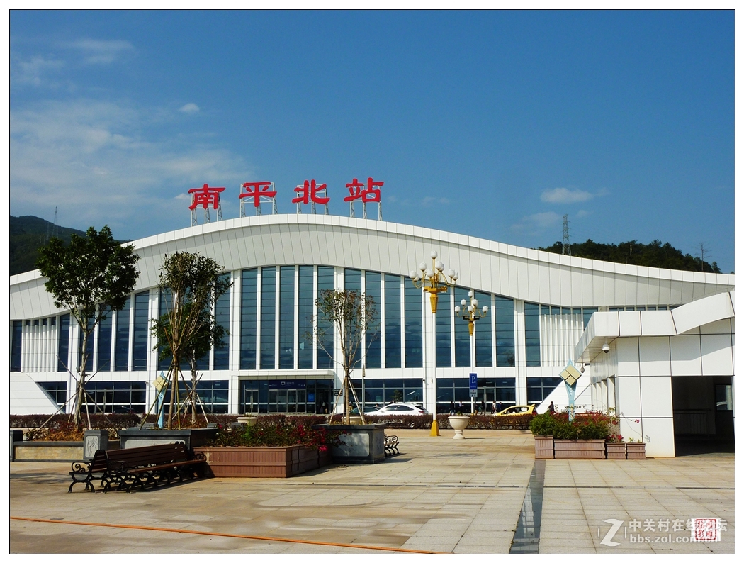 #五一随手拍活动#家乡高铁北站周边风光(己获三等奖)