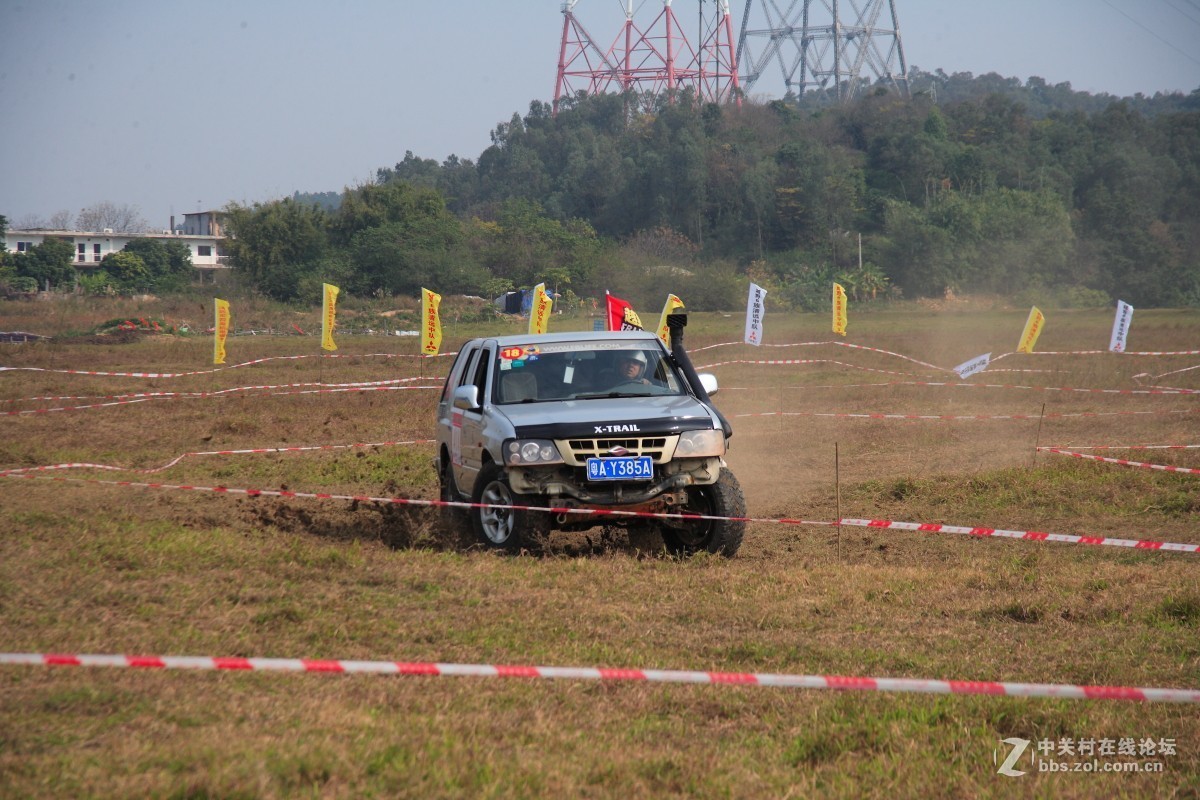 2019年，广东省清远市首届汽车场地赛，佳能28-200全程抓拍。