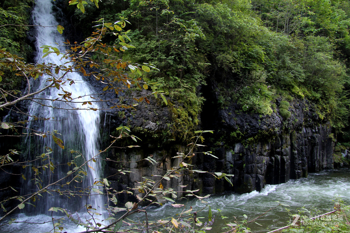 长白山（南坡）游拍——望天鹅景区之飞流瀑布
