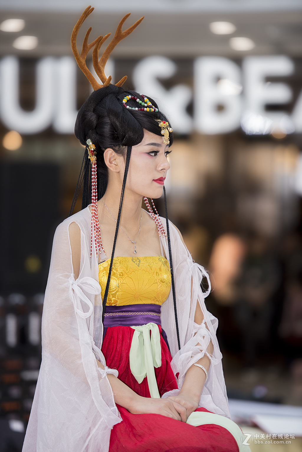 盘子女人坊万达古装走秀随拍