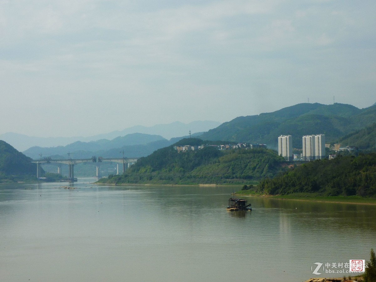 #五一随手拍活动#家乡高铁北站周边风光(己获三等奖)