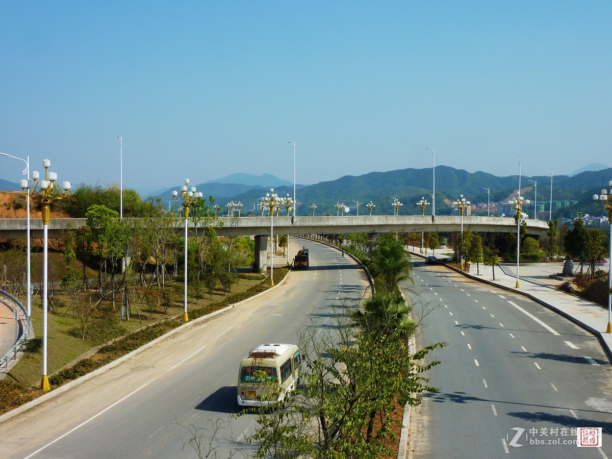 #五一随手拍活动#家乡高铁北站周边风光(己获三等奖)