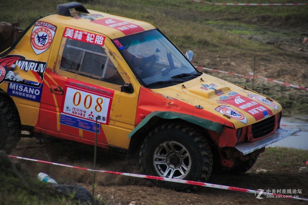 2019年，广东省清远市首届汽车场地赛，佳能28-200全程抓拍。