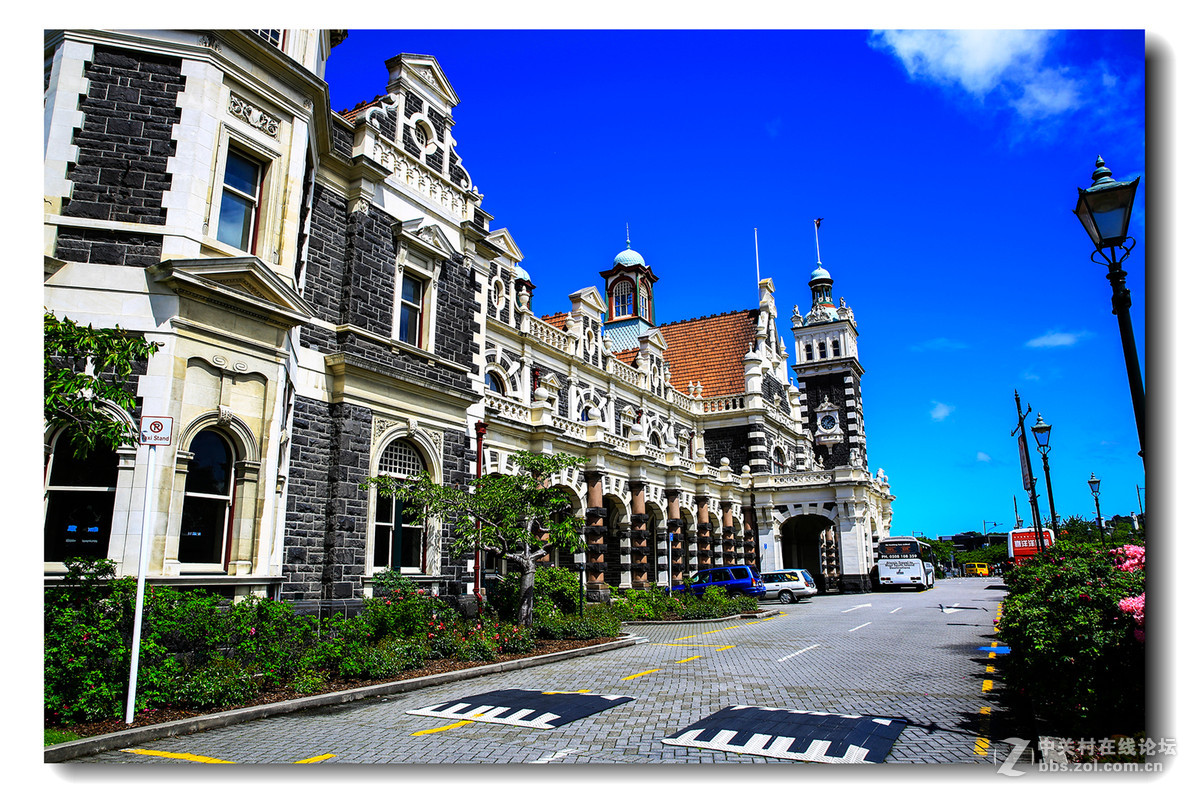 新西兰《但尼丁火车站》