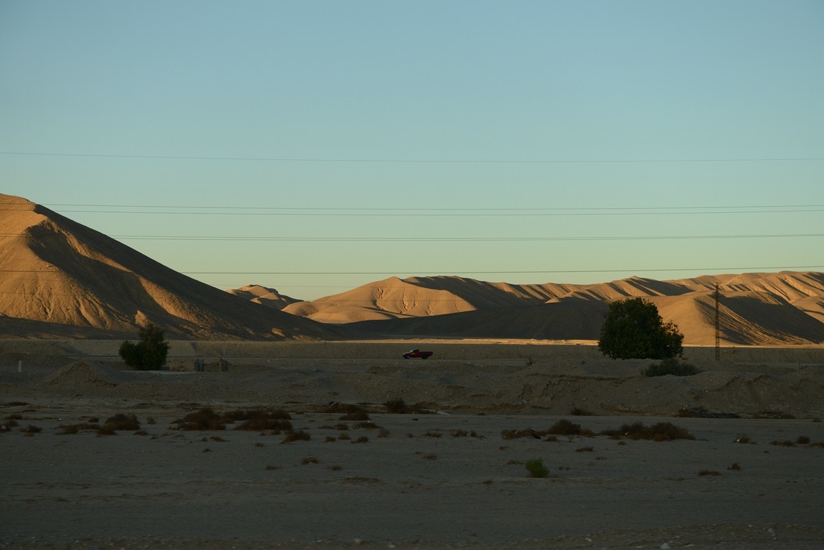 一组从赫尔格达到卢克索参观往返时的旅途风光随拍
