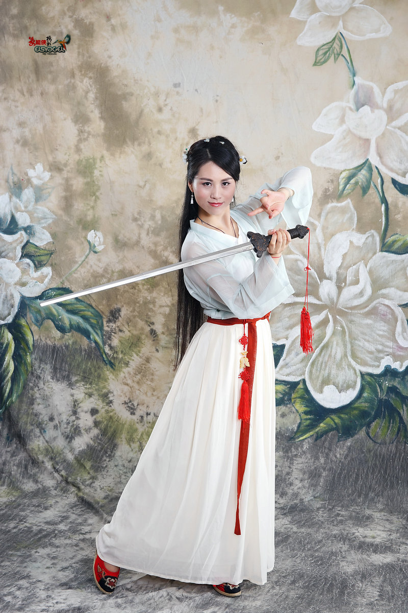 柔情女剑侠上官