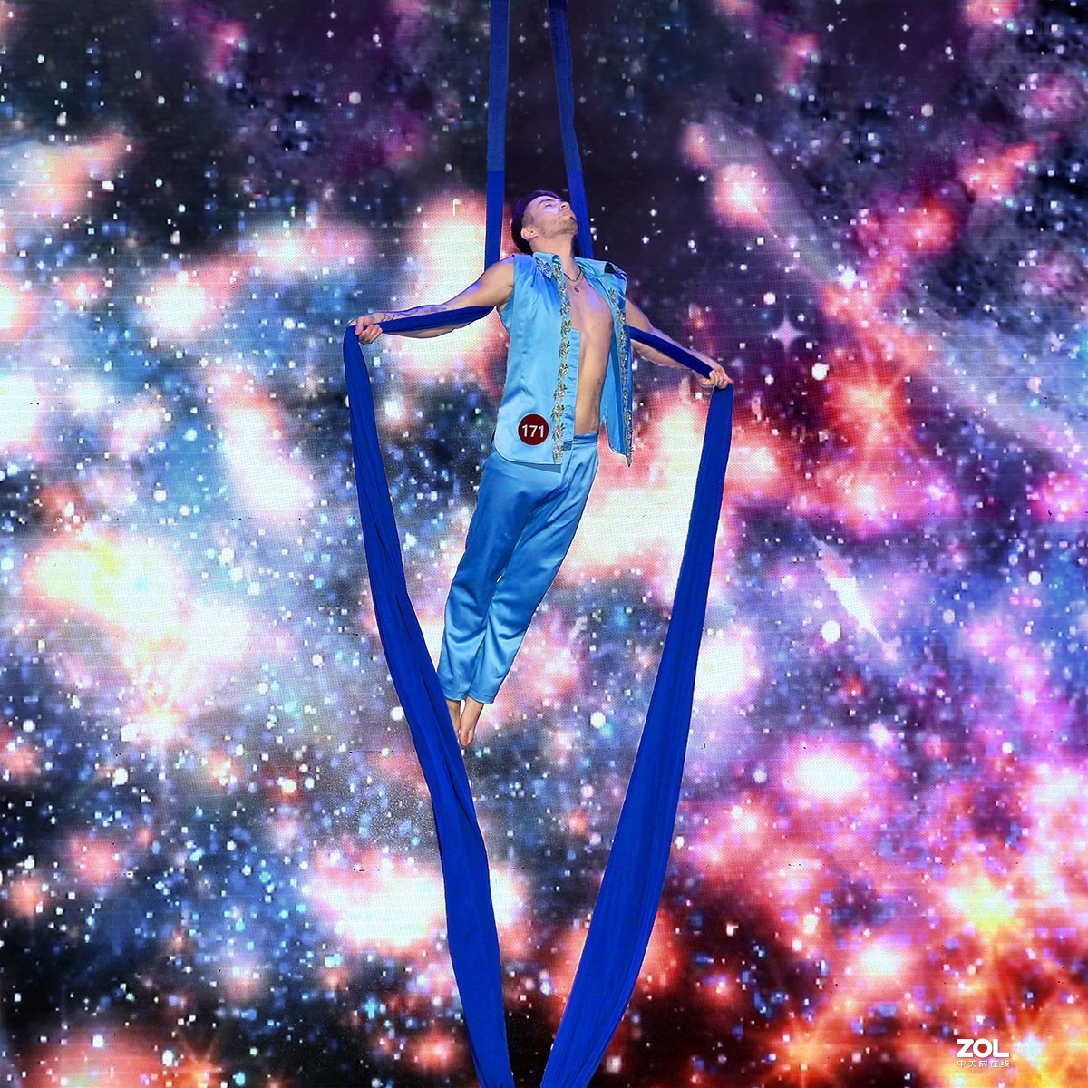 迷幻空间的舞者