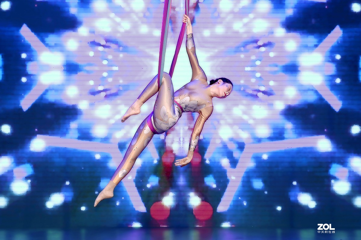 迷幻空间的舞者