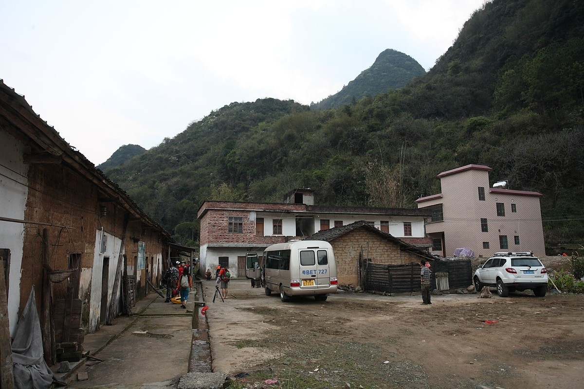 清远市牛鼻岩洞探秘