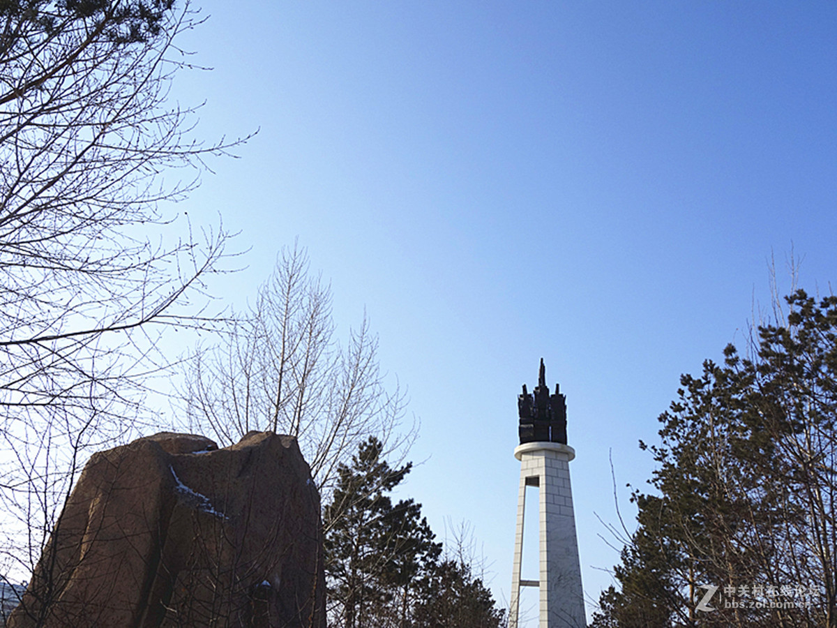 鄂家镇广场雕塑【奔马图】