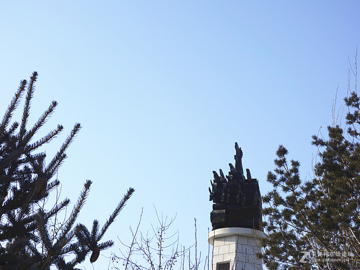 鄂家镇广场雕塑【奔马图】