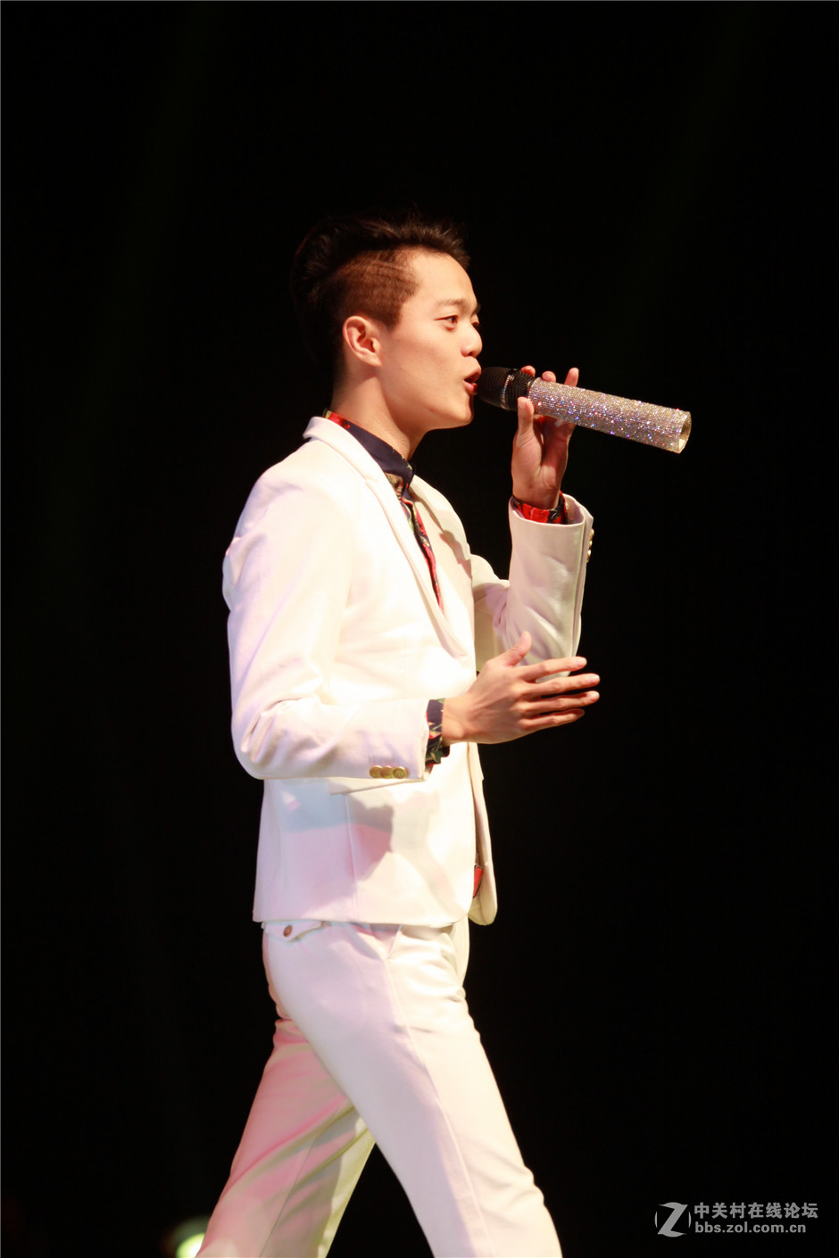 华语流行乐坛实力派歌手风雷《回来我的爱》《剪刀石头布》《找个好姑娘》