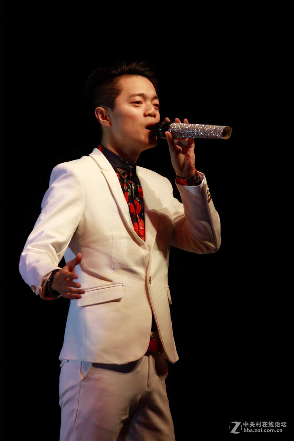 华语流行乐坛实力派歌手风雷《回来我的爱》《剪刀石头布》《找个好姑娘》