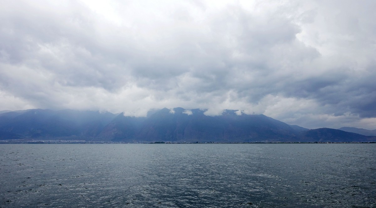 洱海风光（阴天拍摄）