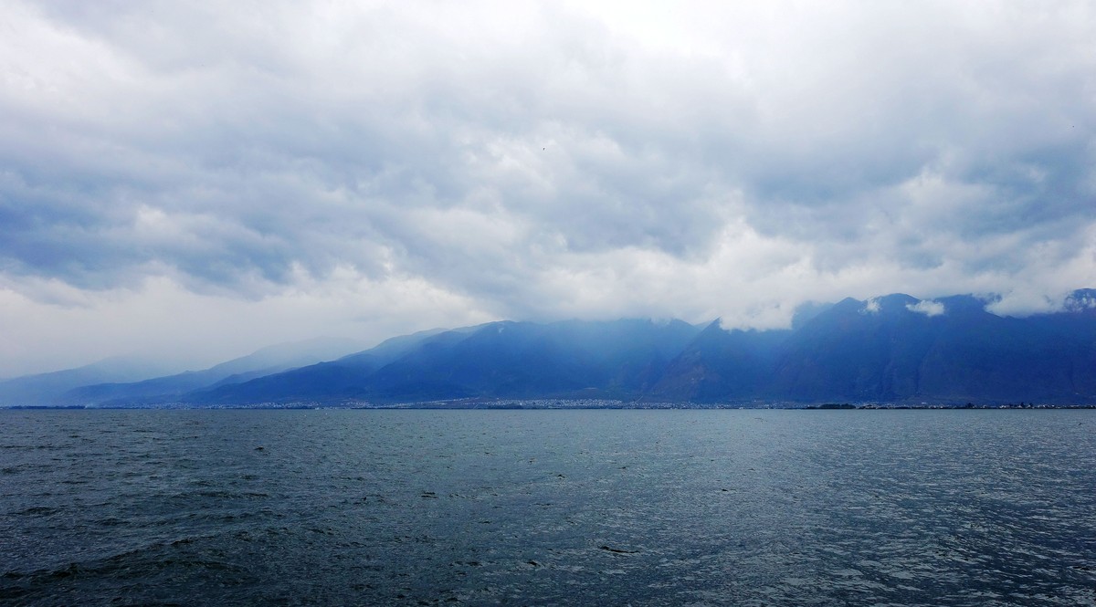 洱海风光（阴天拍摄）