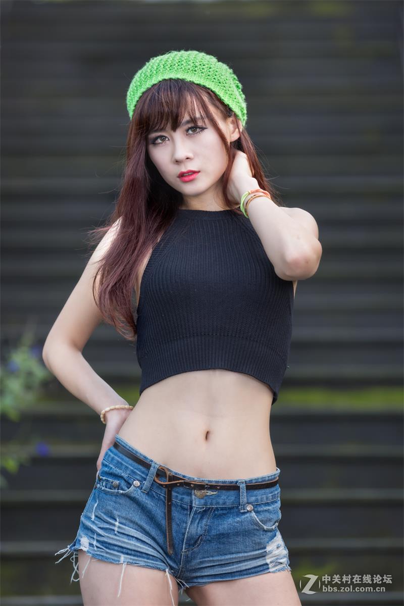 #2015MissChianjoy摄影大赛# +多变的靓模——董敏捷