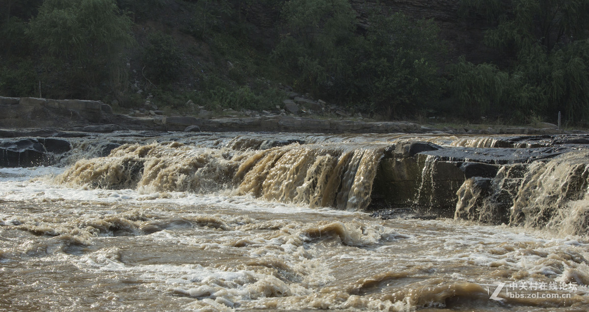 壶口瀑布 声势浩大
