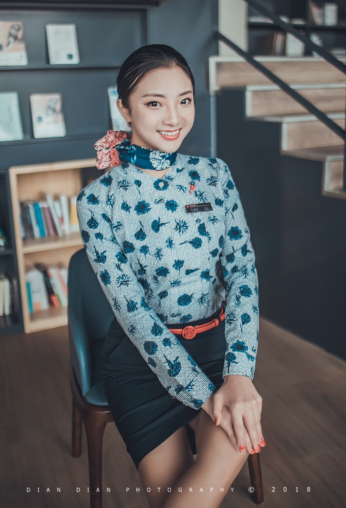 空乘姑娘莹儿