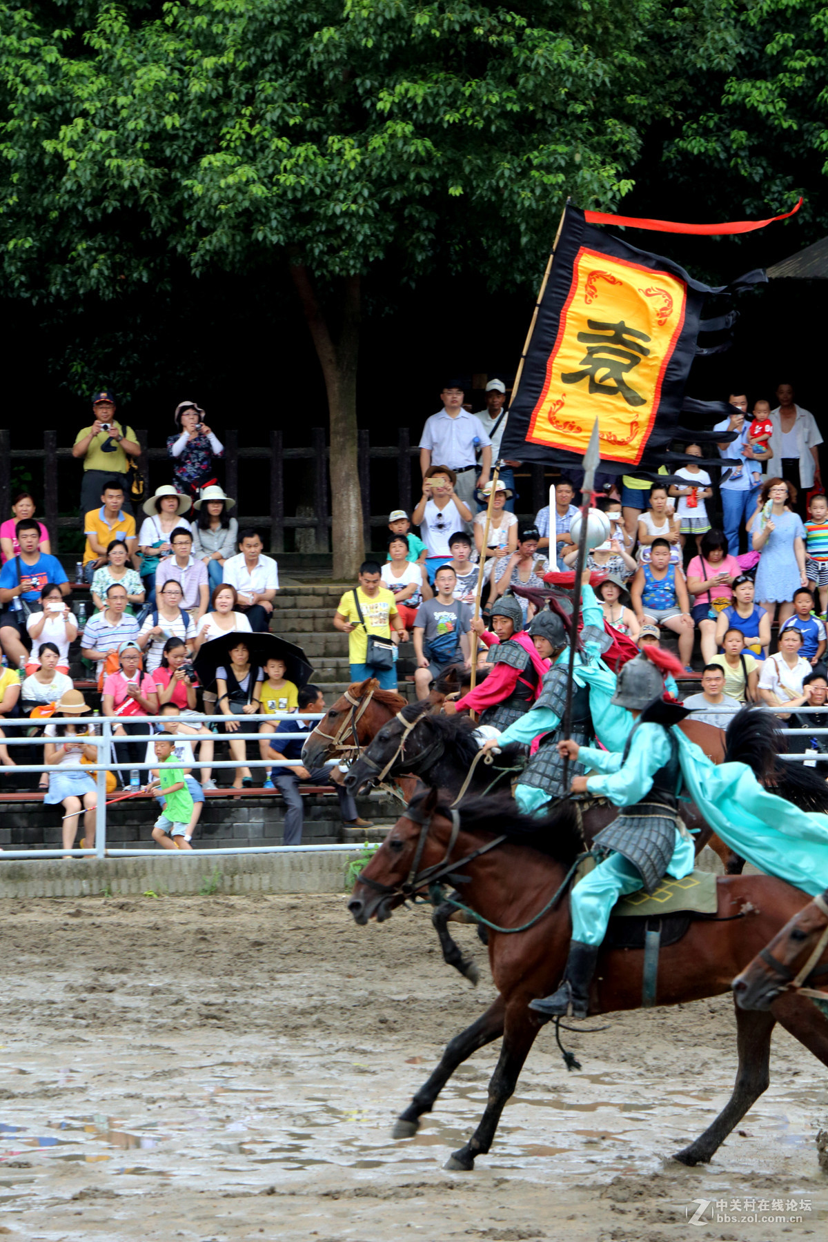 无锡三国城《三英战吕布》表演抓拍