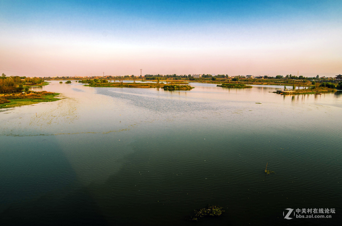 夕阳下的广角。。。。K01+14mm威慑