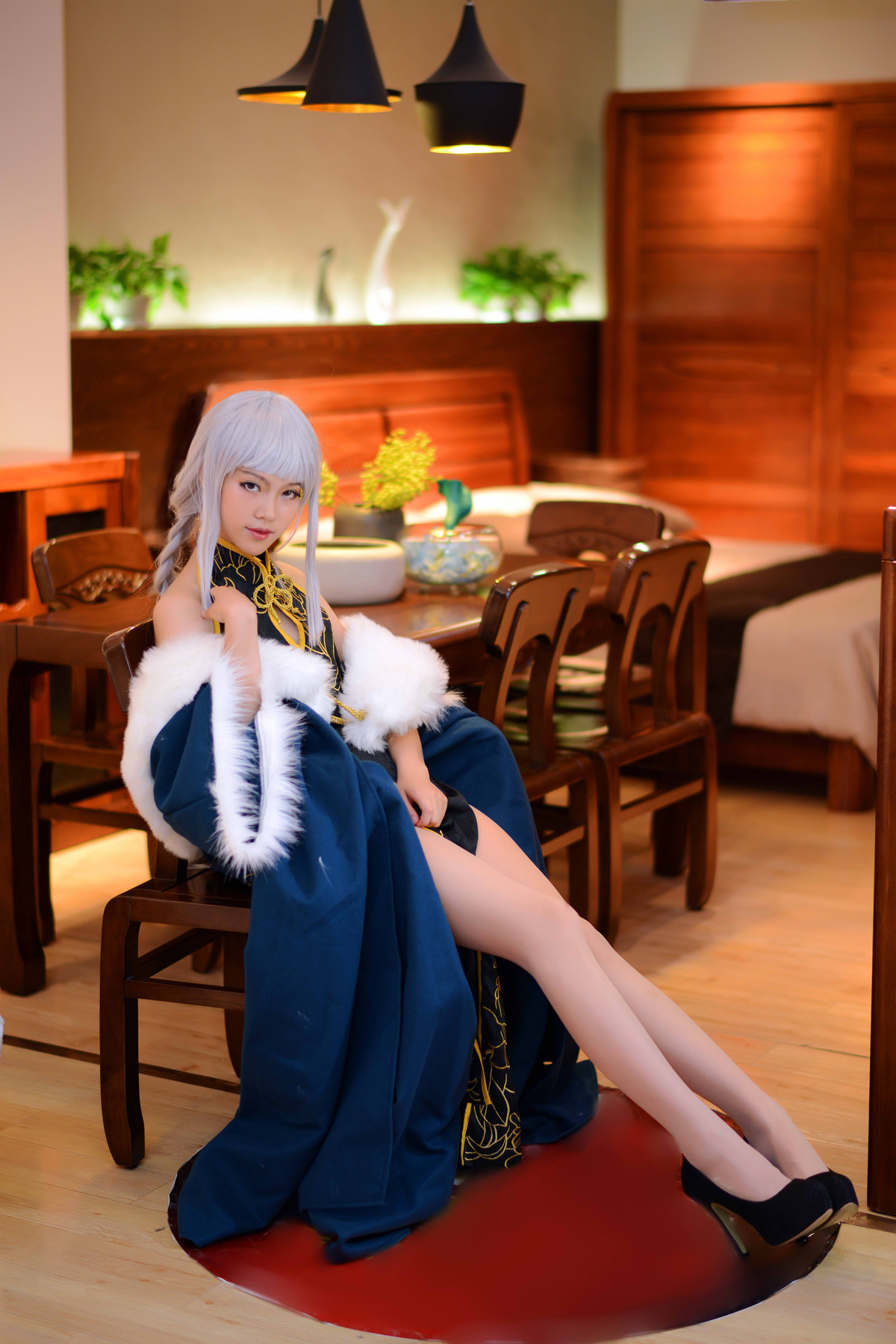 COSPLAY美女家具店 光圈全开