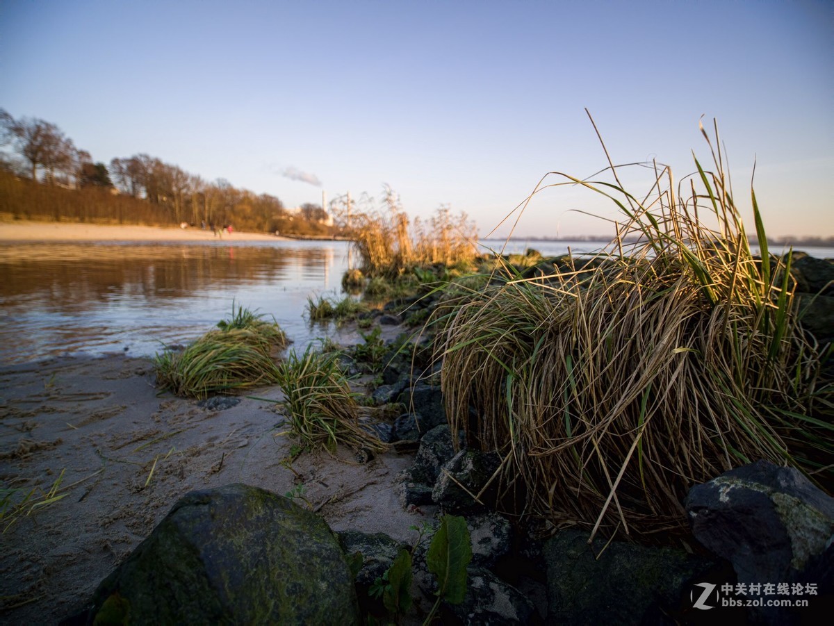 中国创造！老蛙7.5mmF2.0搭配小蚁微单首测，值得纪念的时刻