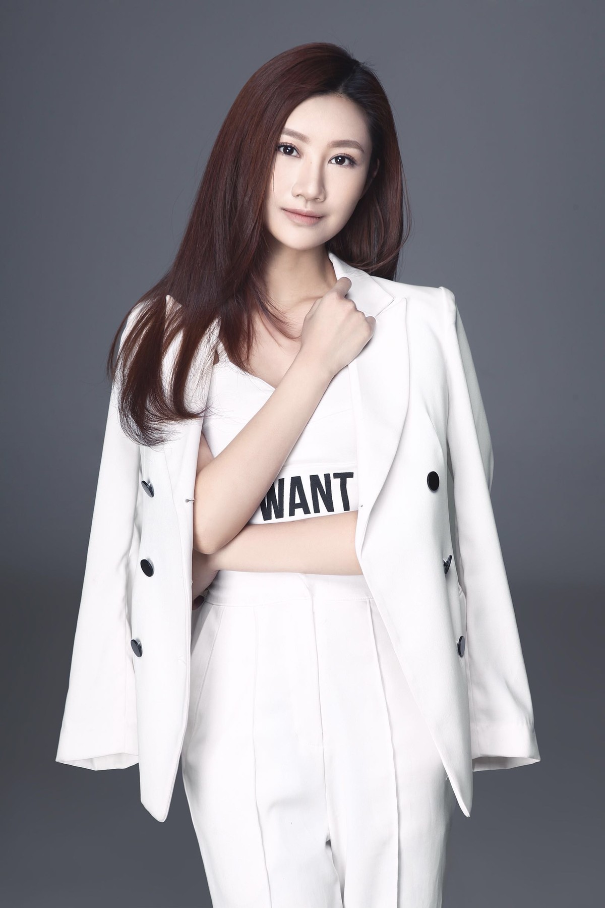 演员林沁园宣传照