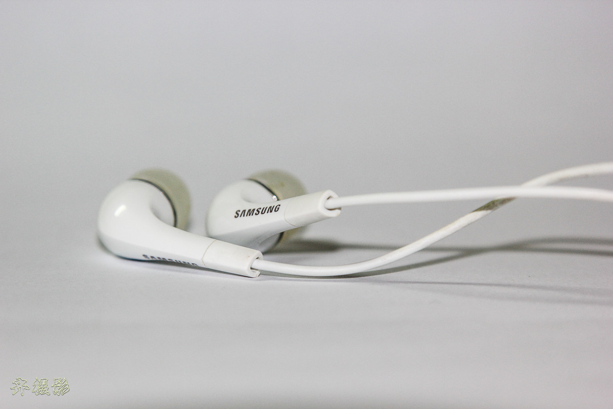 佳能单反相机取景器对焦屏灰尘清理（小齐实验）