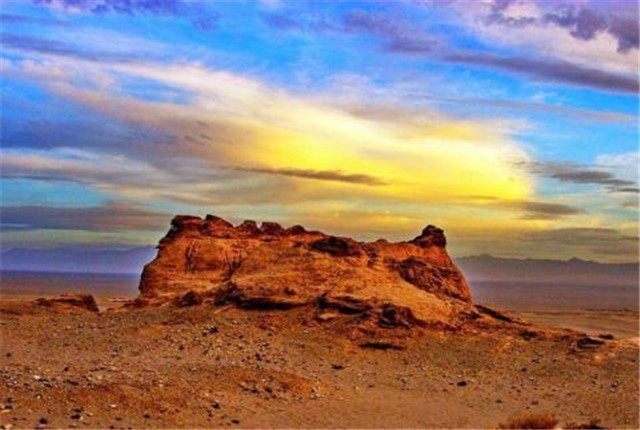 巴州和巴蜀联手打造以“丝绸之路为经巴州文化为纬”的世界级旅游目的地