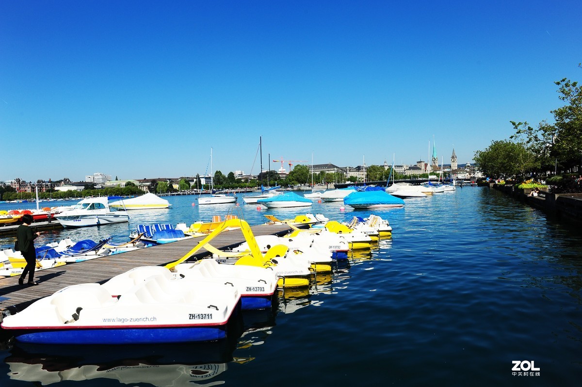 湖光山色，浑然天成。瑞士：一个一生必去的国家。