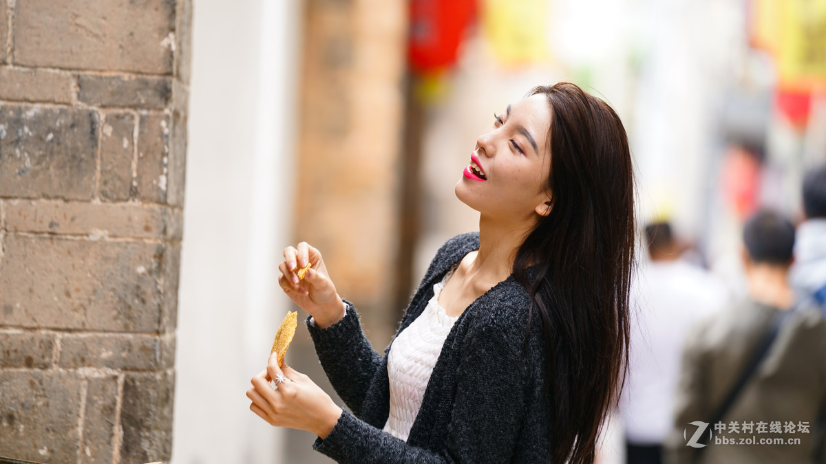 漫川古镇拍安安小魔女