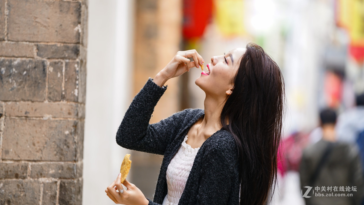 漫川古镇拍安安小魔女
