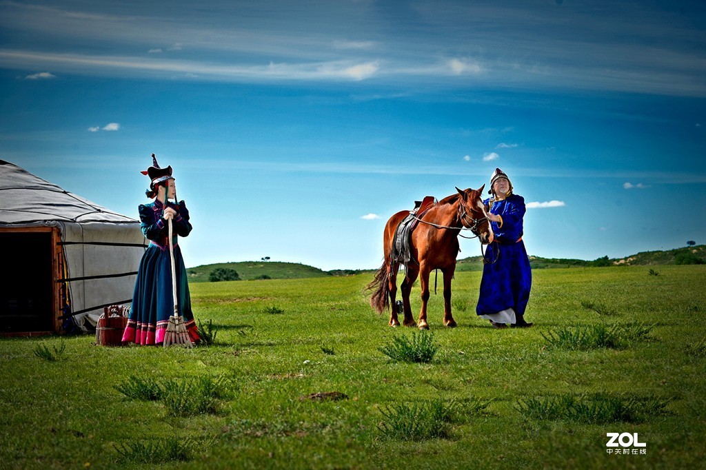 #回顾2019# 《其乐融融.金莲川 草原情》