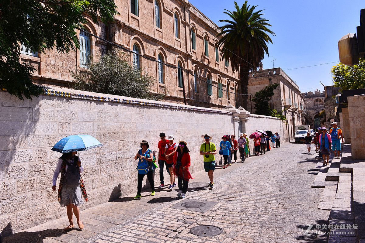 以色列旅游（11）-------耶稣背十字架走过的路（苦路）