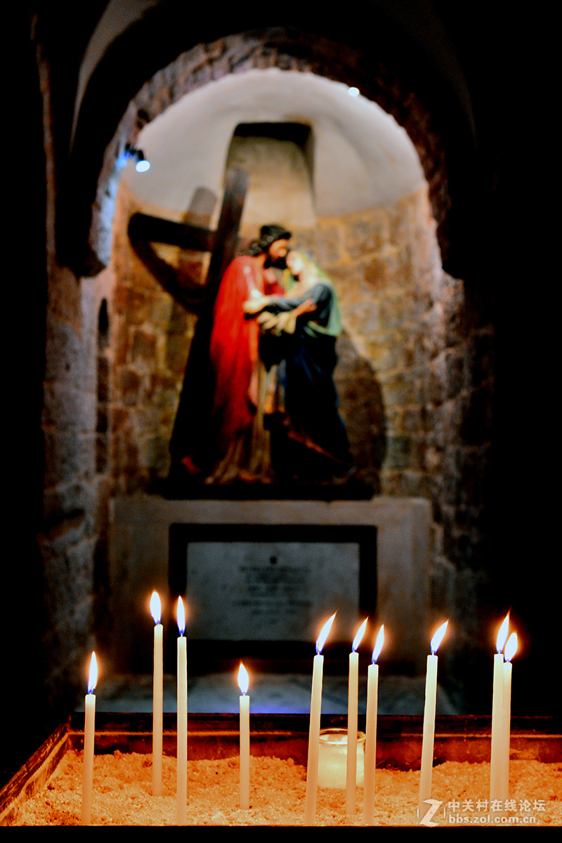 以色列旅游（11）-------耶稣背十字架走过的路（苦路）