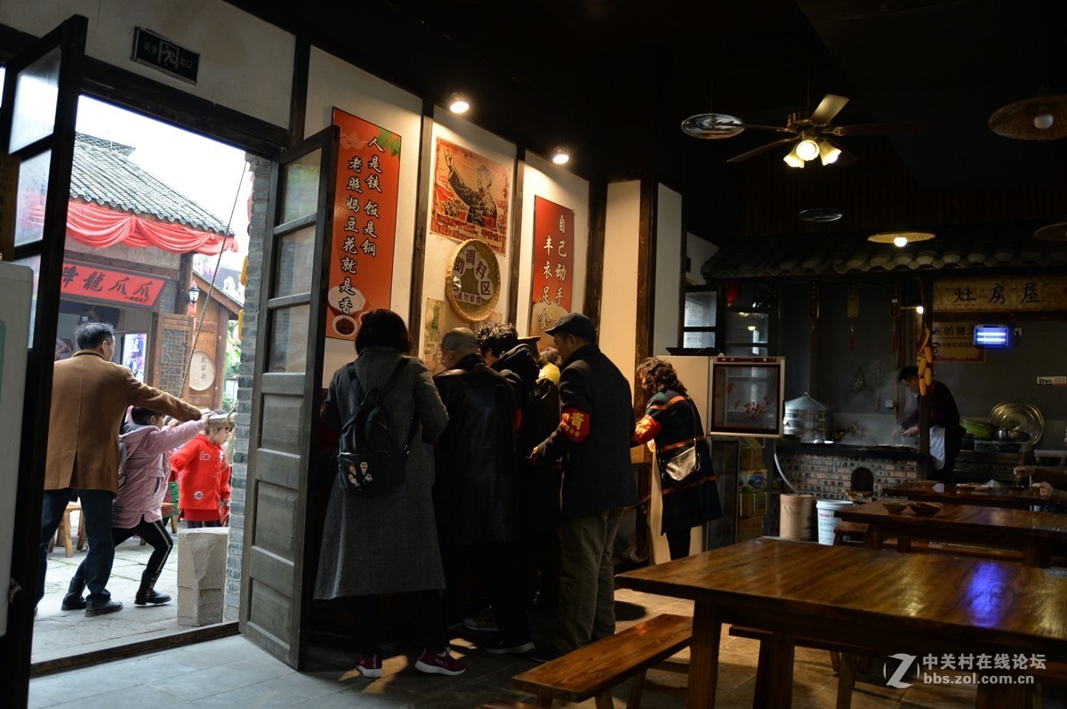 尼康AF 28-80mm f/3.3-5.6G直出