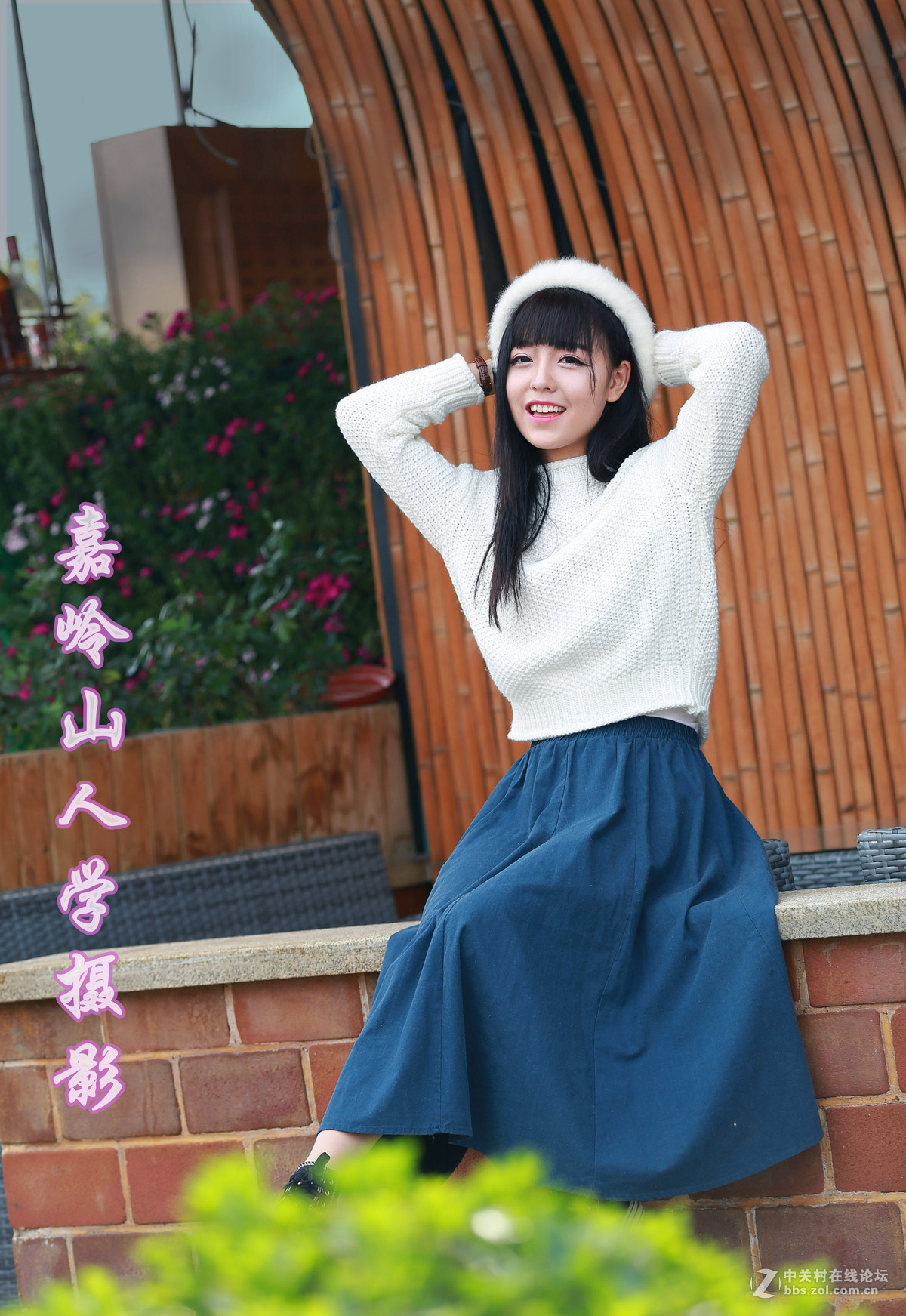 戴白帽的清纯女孩