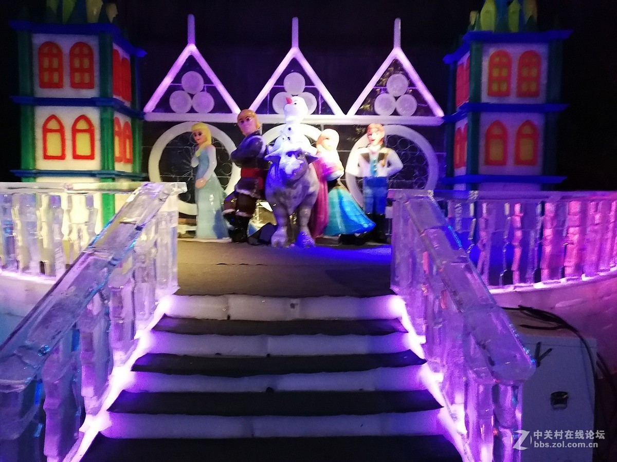 华为P10Plus：《冰雕世界》展馆掠影