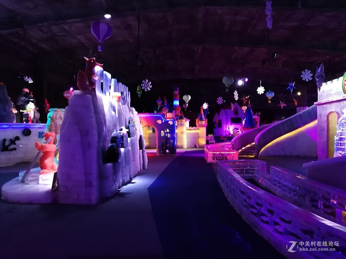 华为P10Plus：《冰雕世界》展馆掠影