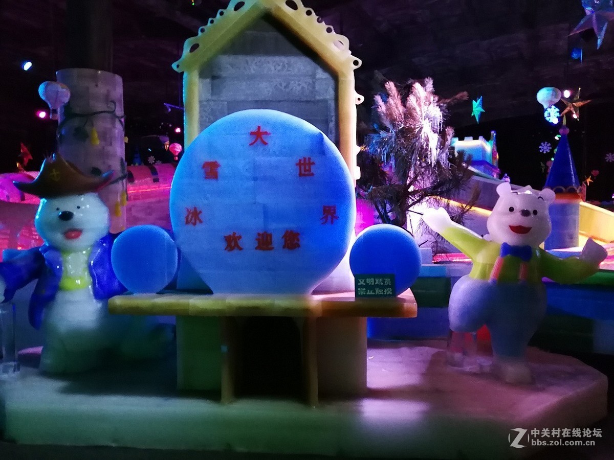 华为P10Plus：《冰雕世界》展馆掠影