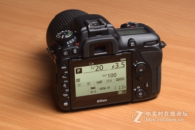 风格硬朗专业风 尼康D7500