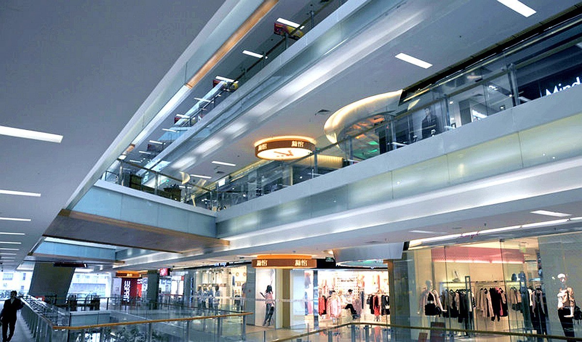 富丽堂皇的商场