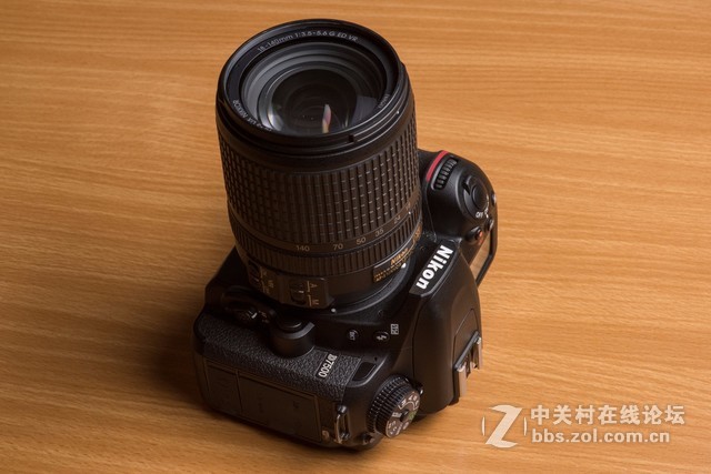 风格硬朗专业风 尼康D7500