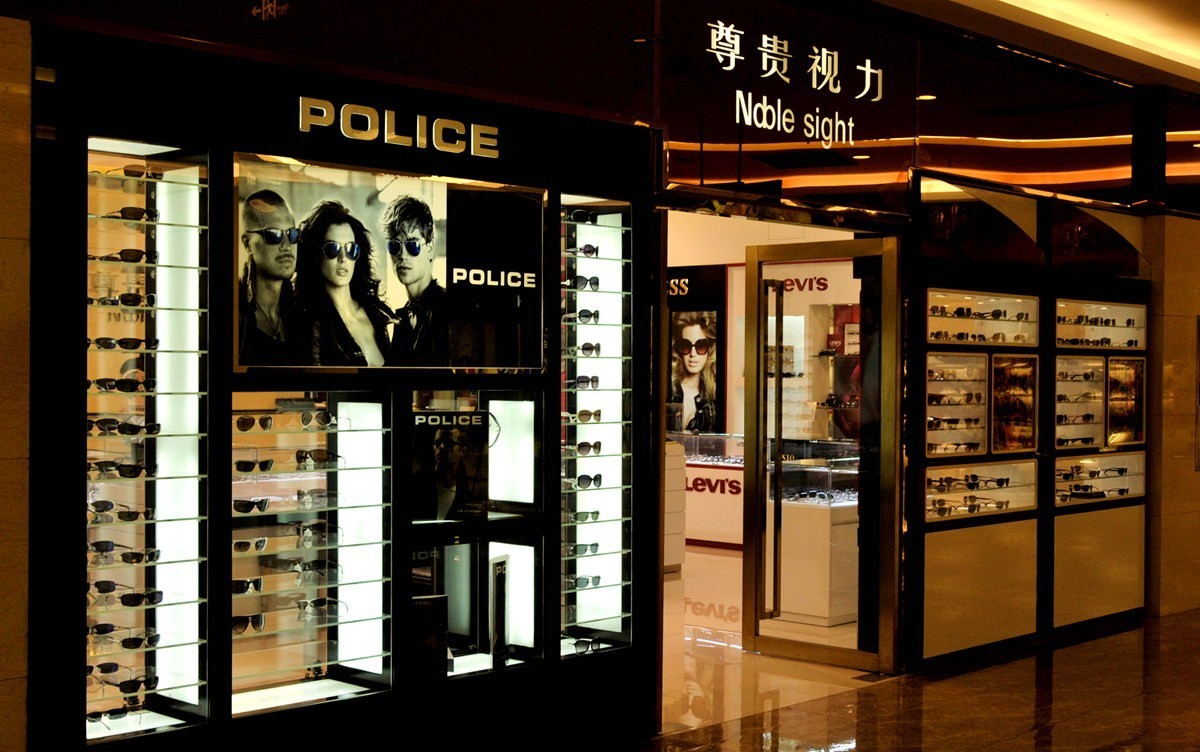 富丽堂皇的商场